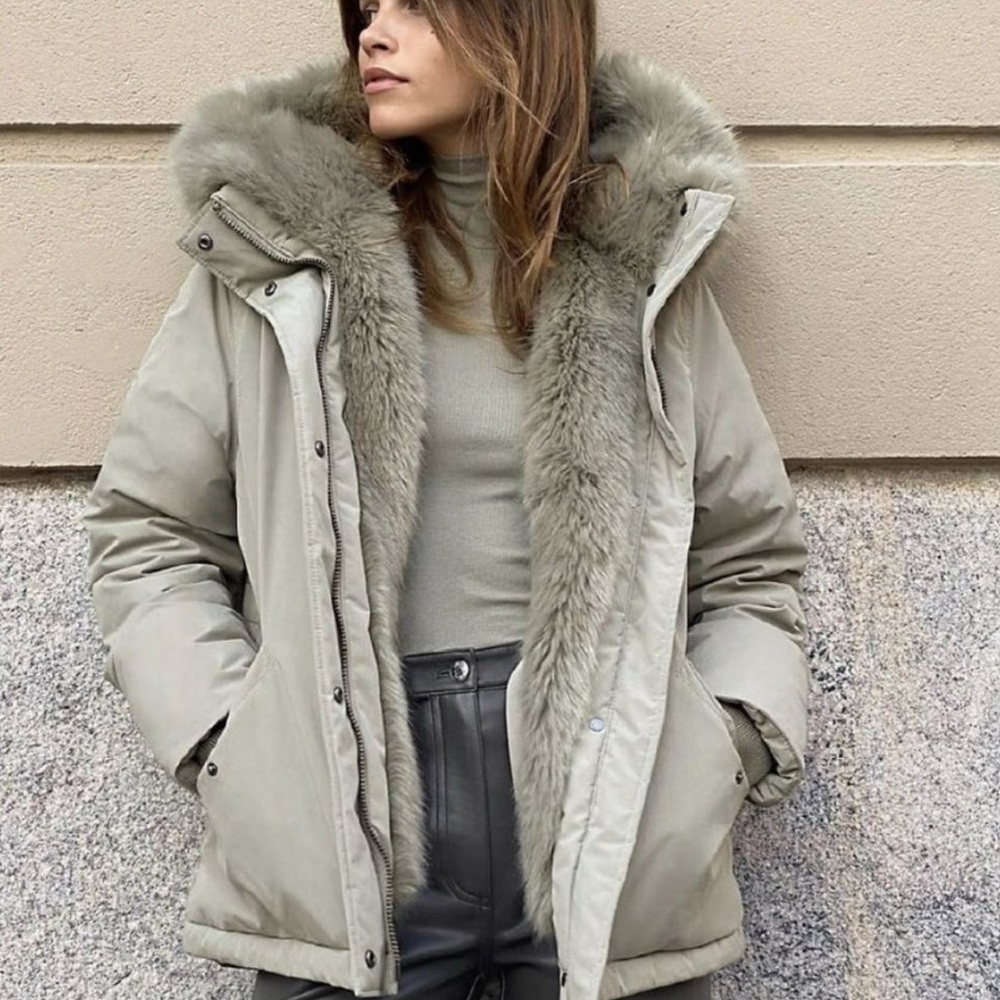 Aritzia Wilfred MONT BLANC SHORT PARKA BASIL GREEN size xs